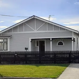 Holiday home Te Waiharakeke, Blenheim